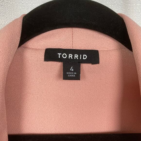 Torrid Pink Studio Crepe Cropped Classic Blazer Jacket Sz.4 - Picture 9 of 16